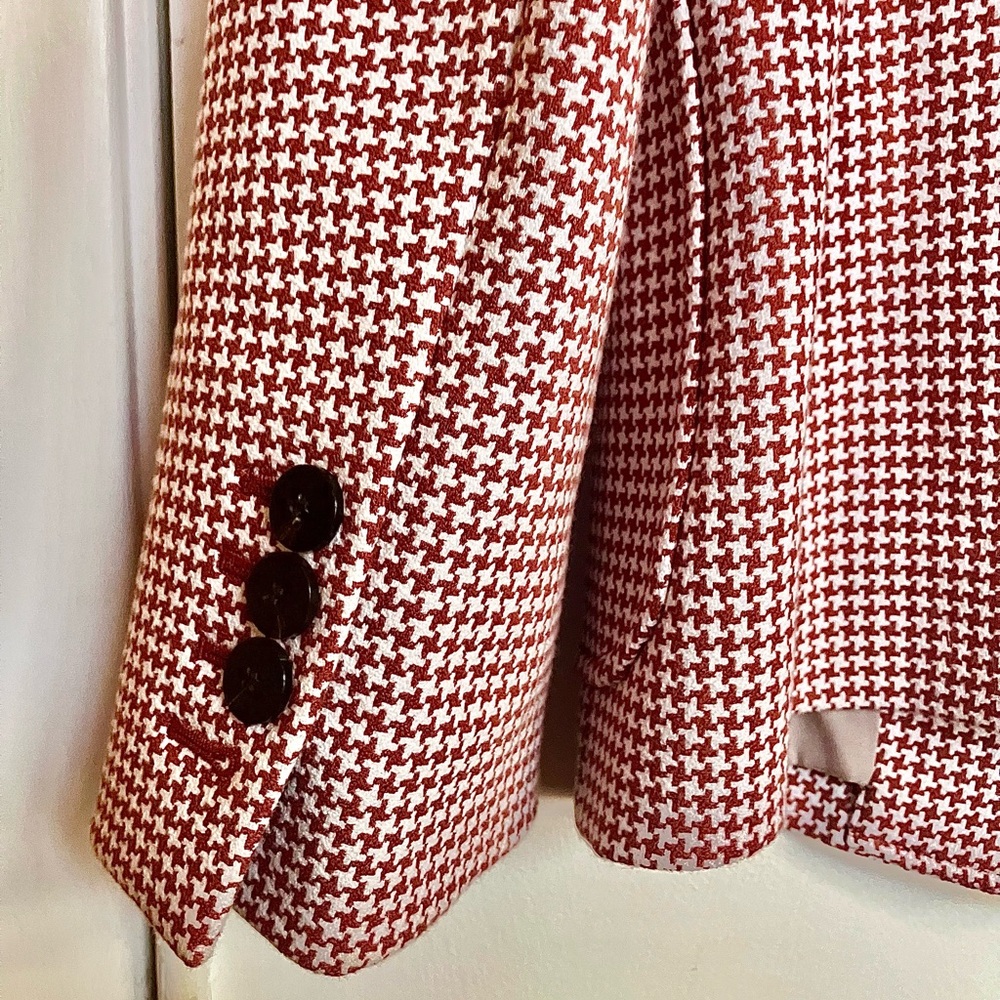 Theory Red and White Houndstooth Blazer - Picture 13 of 16